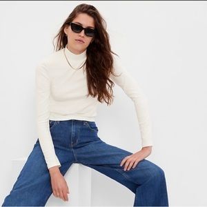 Gap Mockneck Cropped Long Sleeve